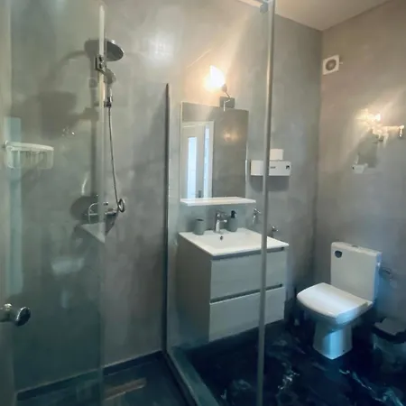 Apartment Onix Mirror 14