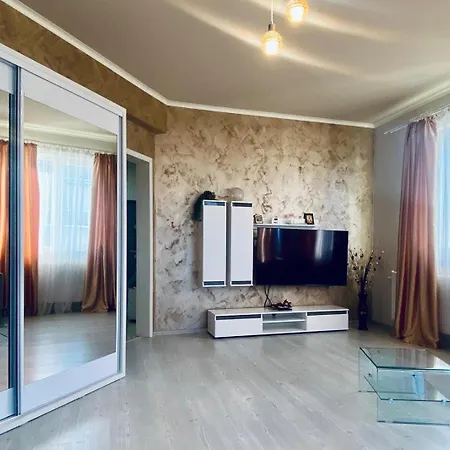 Apartment Onix Mirror 14