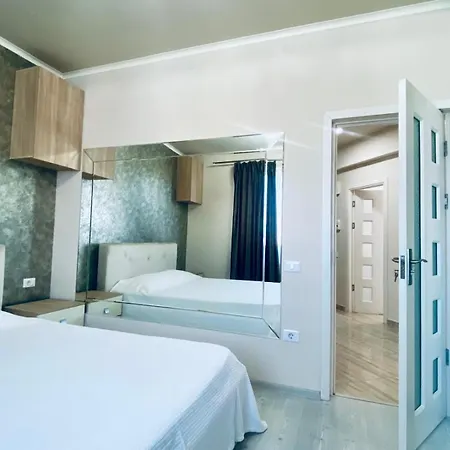 Onix Mirror 14 Apartment